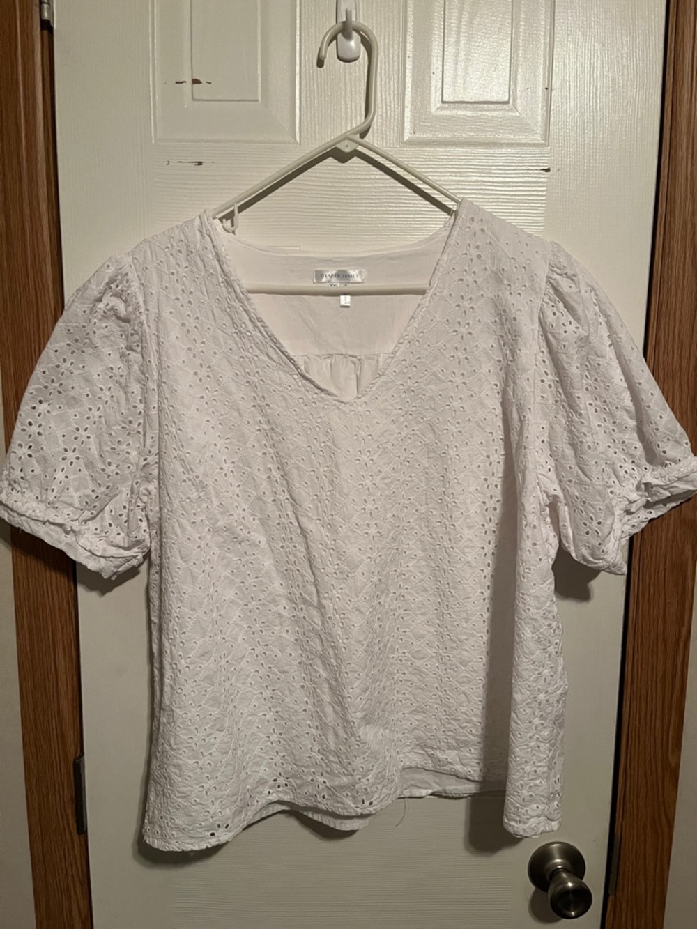 Draper James White Eyelet V-Neck Puff Sleeve Blouse